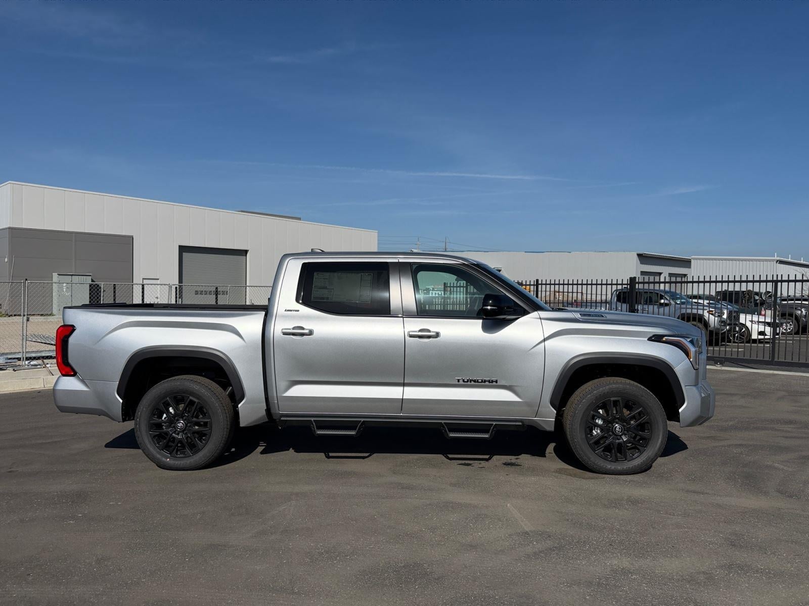 2026 Toyota Tundra Limited - Photo 19