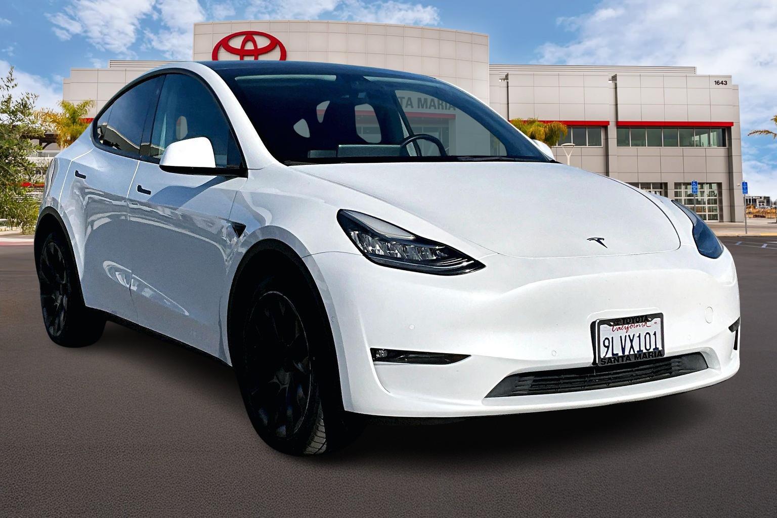 2022 Tesla Model Y Long Range's photo