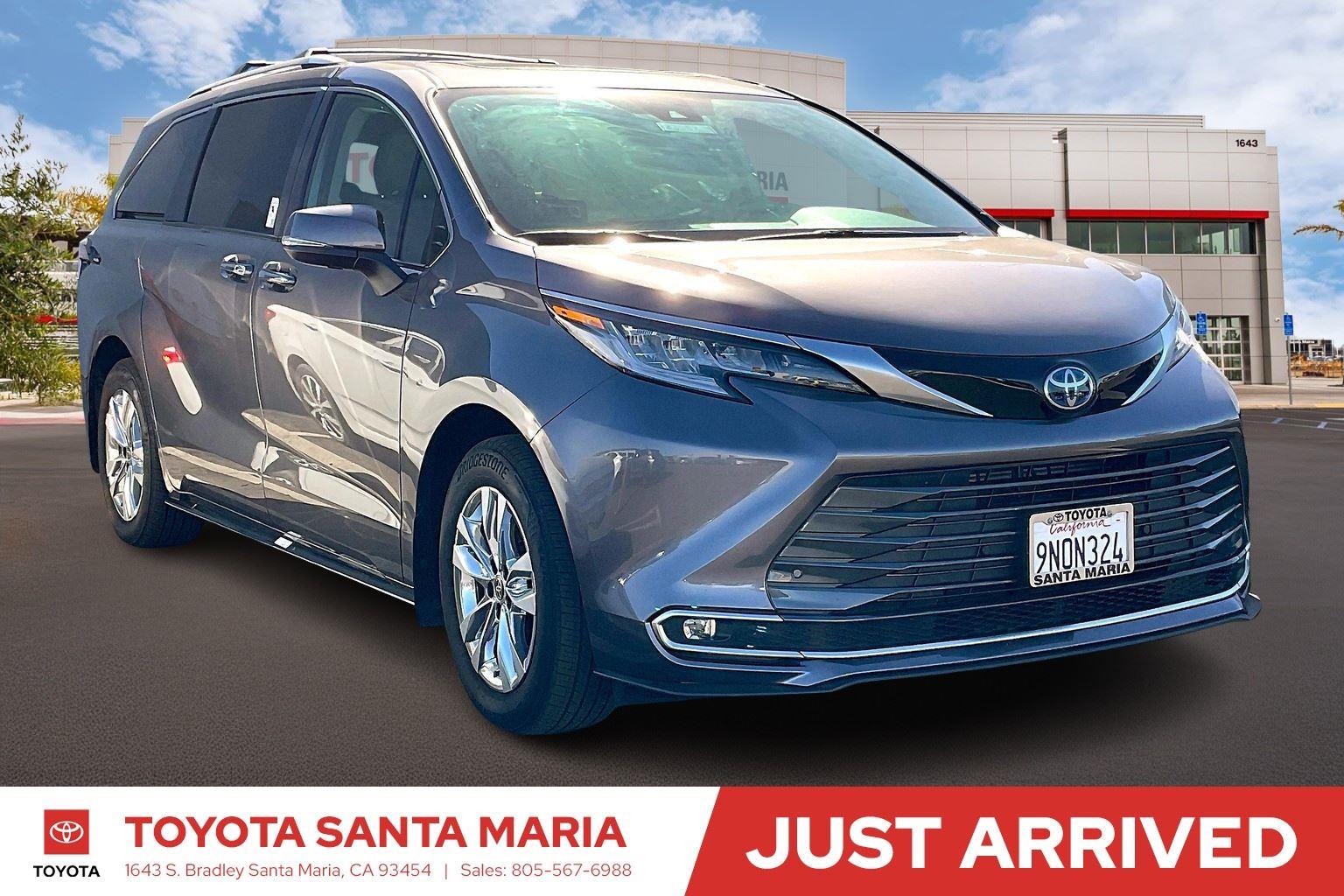 2024 Toyota Sienna Van Passenger Van 