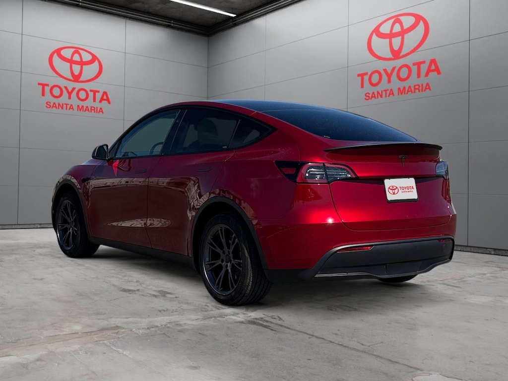 Used 2024 Tesla Model Y Long Range SUV