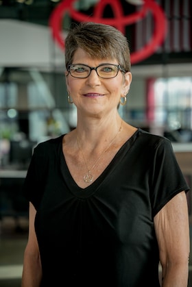 Staff member Monica Hughes from ID_ca324d691ae5