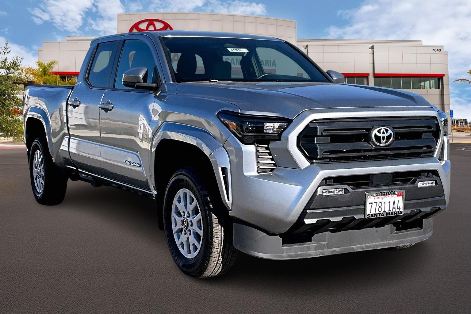 2024 Toyota Tacoma SR5's photo