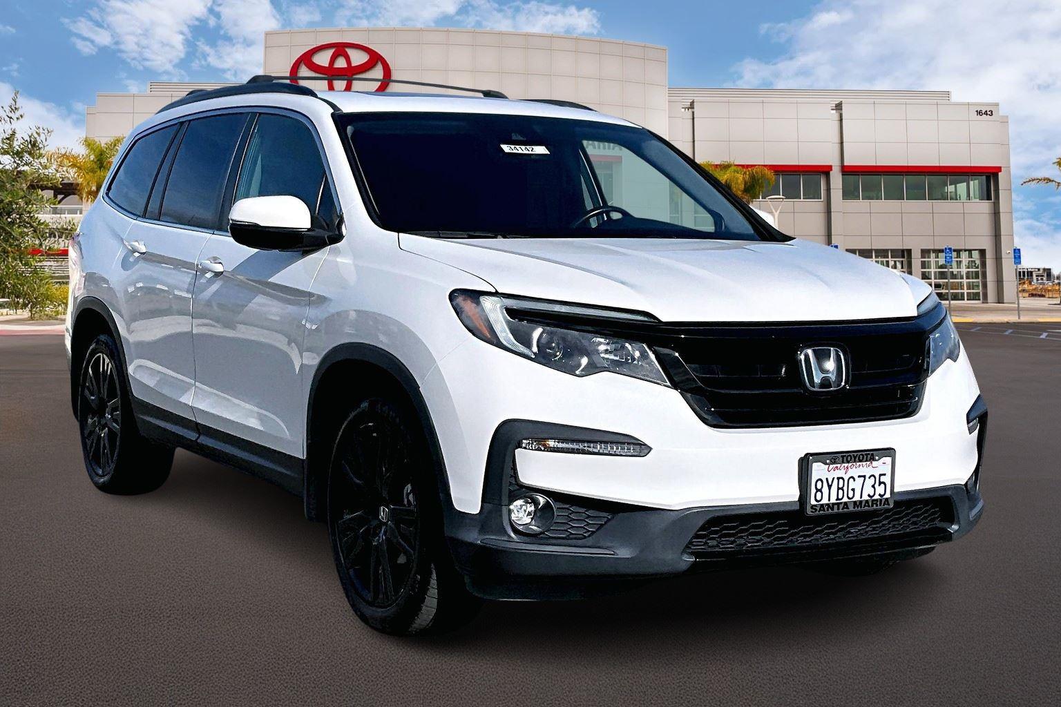 2022 Honda Pilot SE's photo