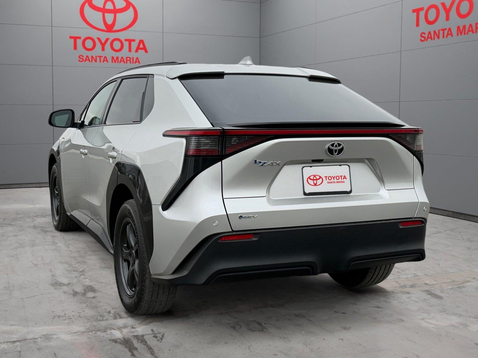 Used 2024 Toyota bZ4X XLE with VIN JTMAAAAA5RA043884 for sale in Santa Maria, CA