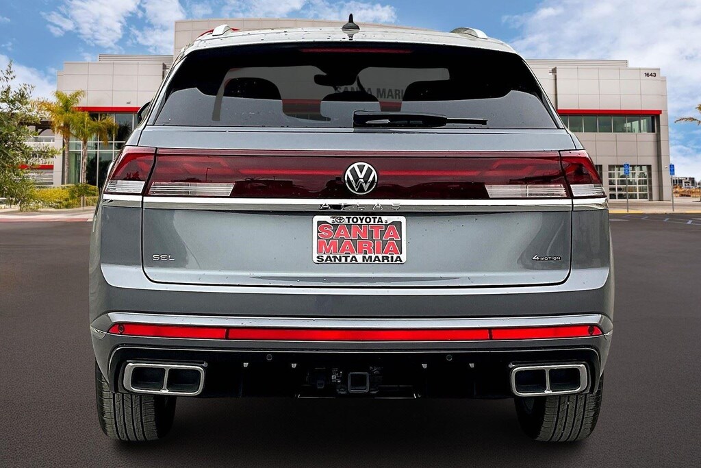 Used 2024 Volkswagen Atlas Cross Sport 2.0T SEL R-Line SUV