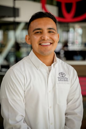 Staff member Joseph Zepeda from ID_87227e1a1399