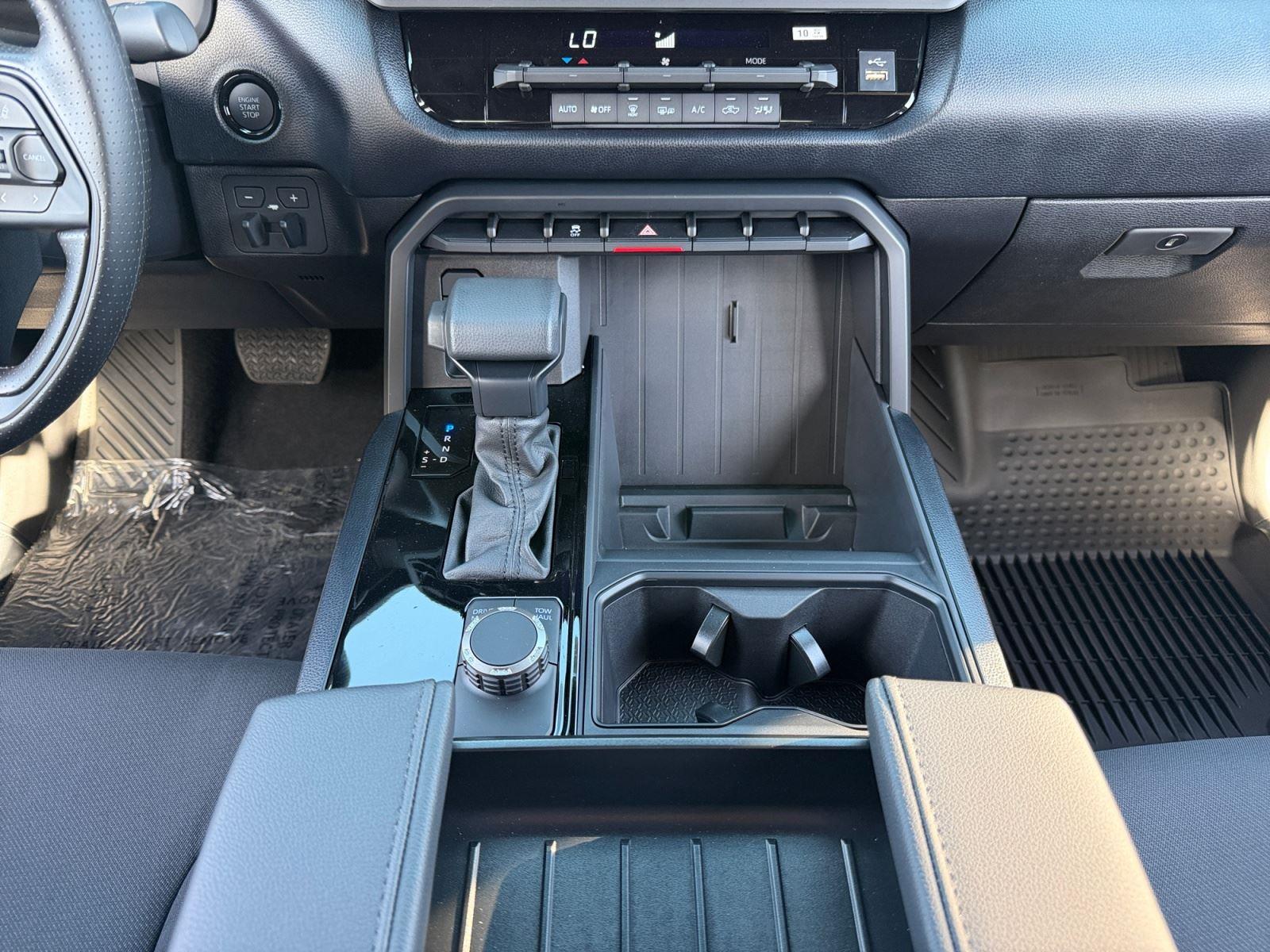 2026 Toyota Tundra SR5 - Photo 12