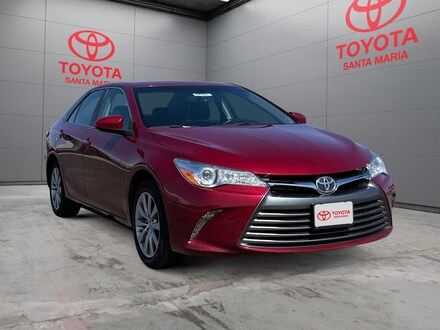 2017 Toyota Camry XLE Sedan