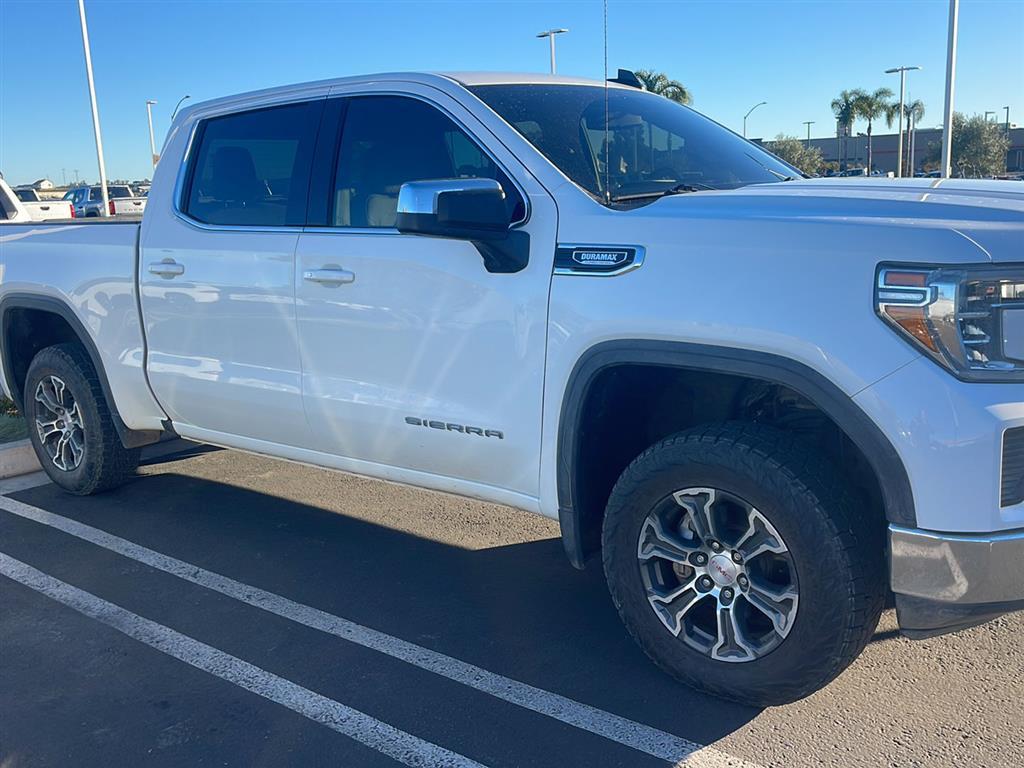 2021 GMC Sierra 1500 SLE's photo