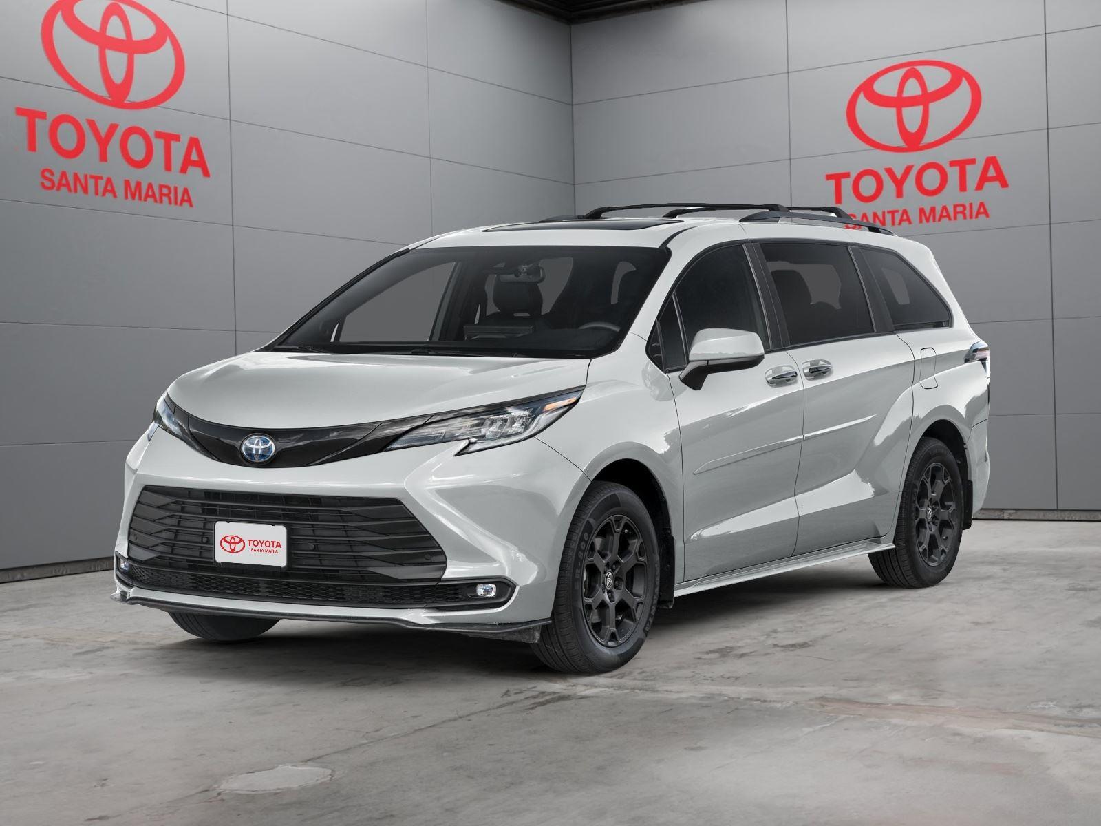 2026 Toyota Sienna Woodland Edition Hybrid AWD's photo