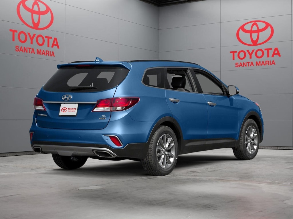Used 2017 Hyundai Santa Fe SE SUV