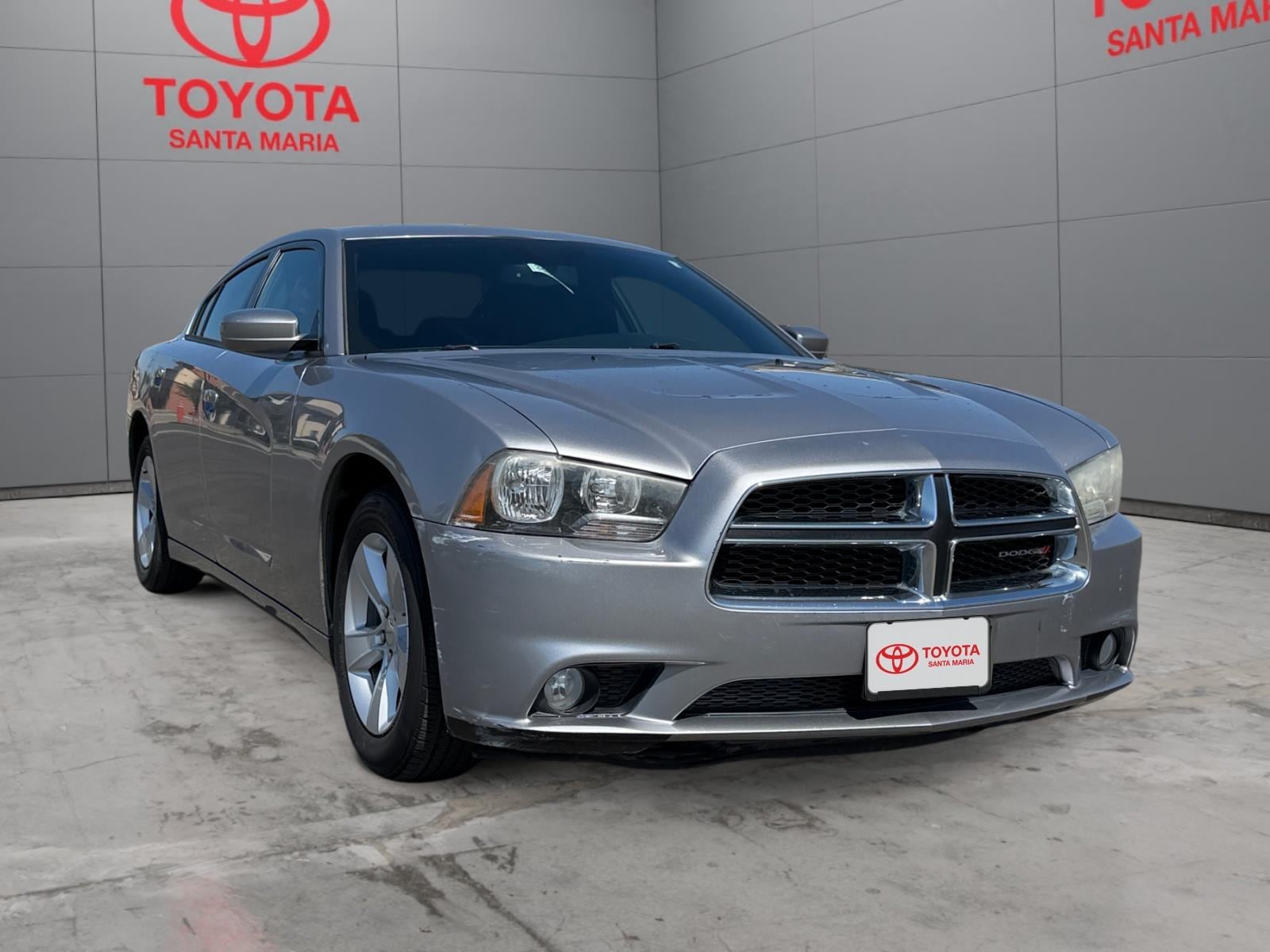 2014 Dodge Charger SXT's photo