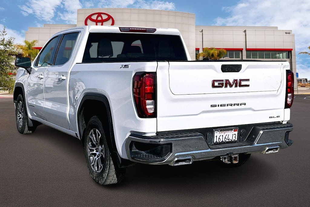 Used 2021 GMC Sierra 1500 SLE Truck Crew Cab