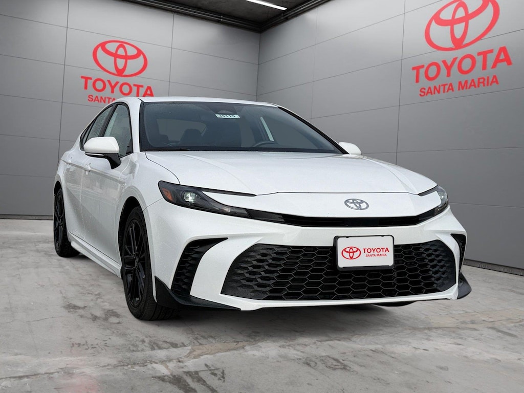 Used 2026 Toyota Camry SE Sedan