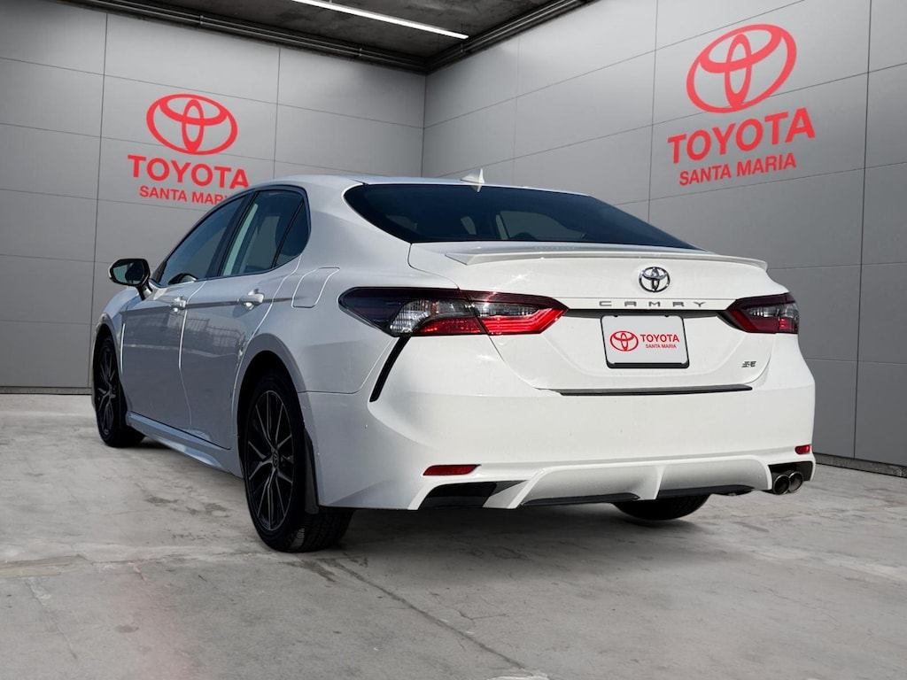 Used 2024 Toyota Camry SE Sedan
