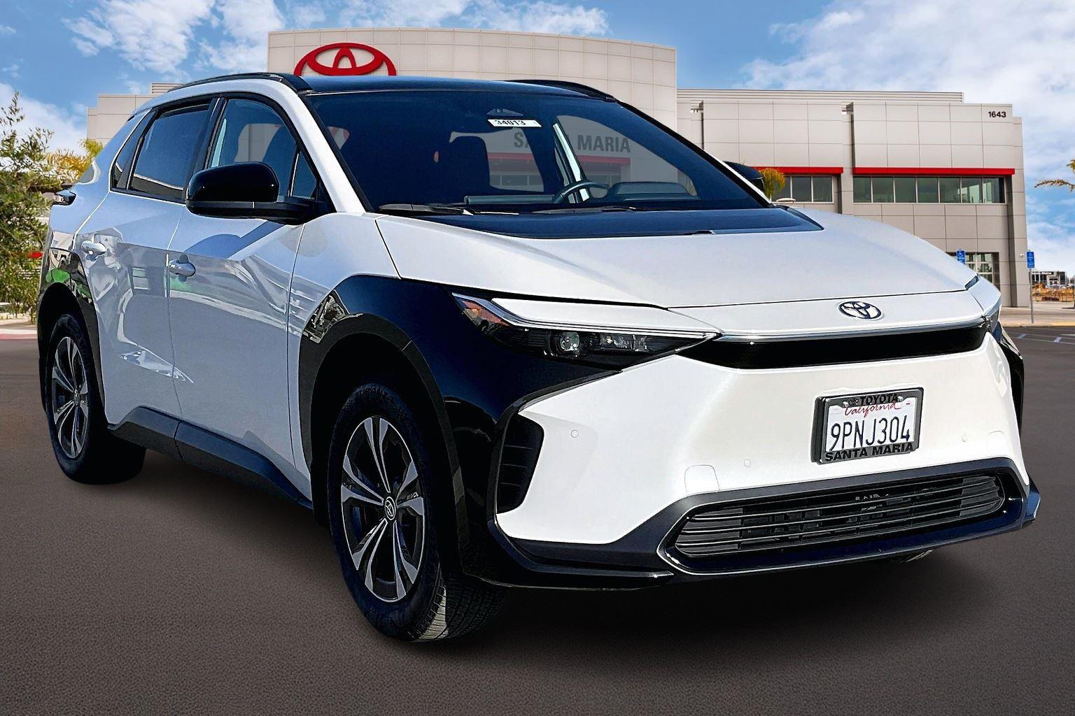 2024 Toyota bZ4X XLE's photo