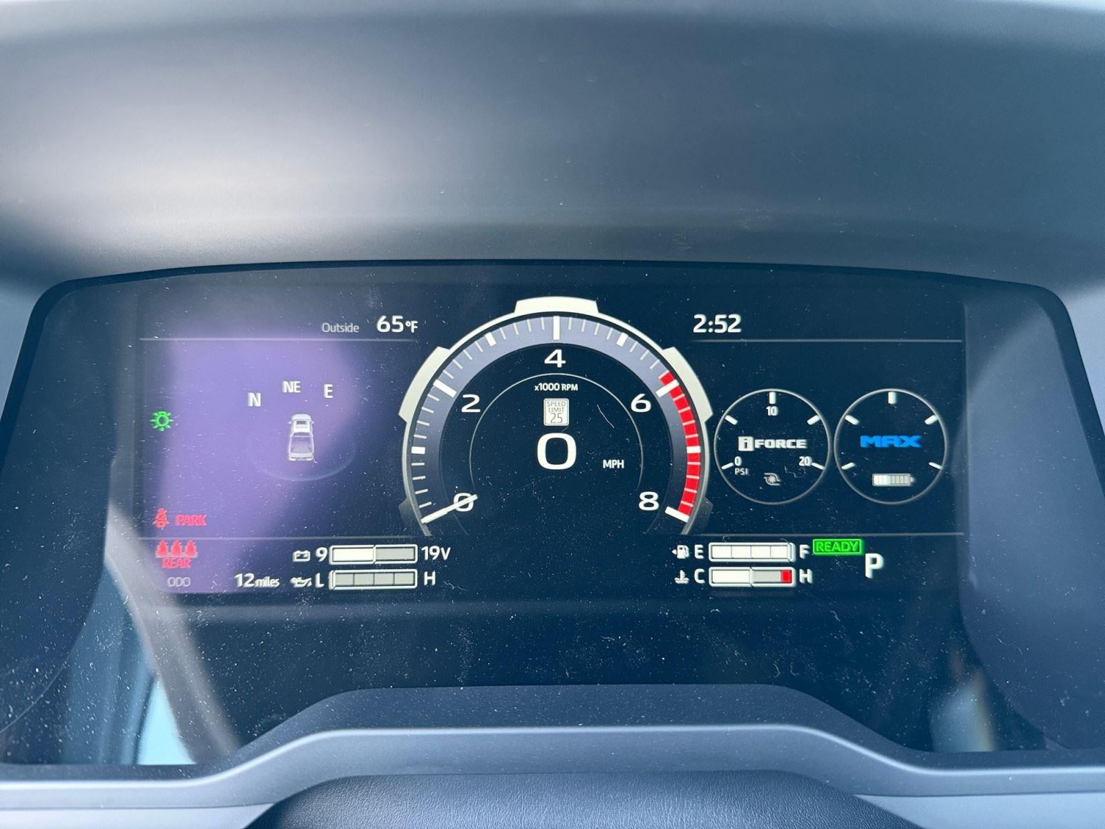 2026 Toyota Tundra Limited - Photo 13