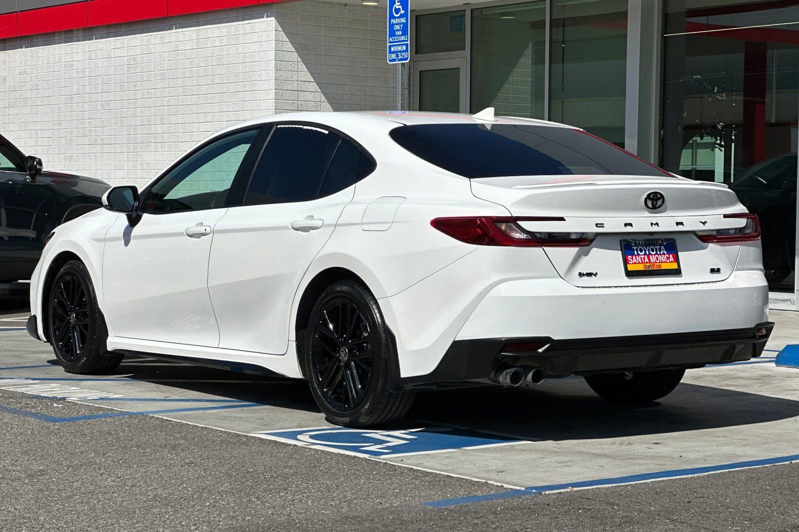 2026 Toyota Camry SE photo 4