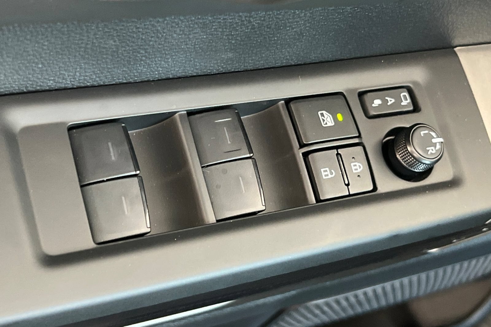 2026 Toyota Sequoia Platinum - Photo 11