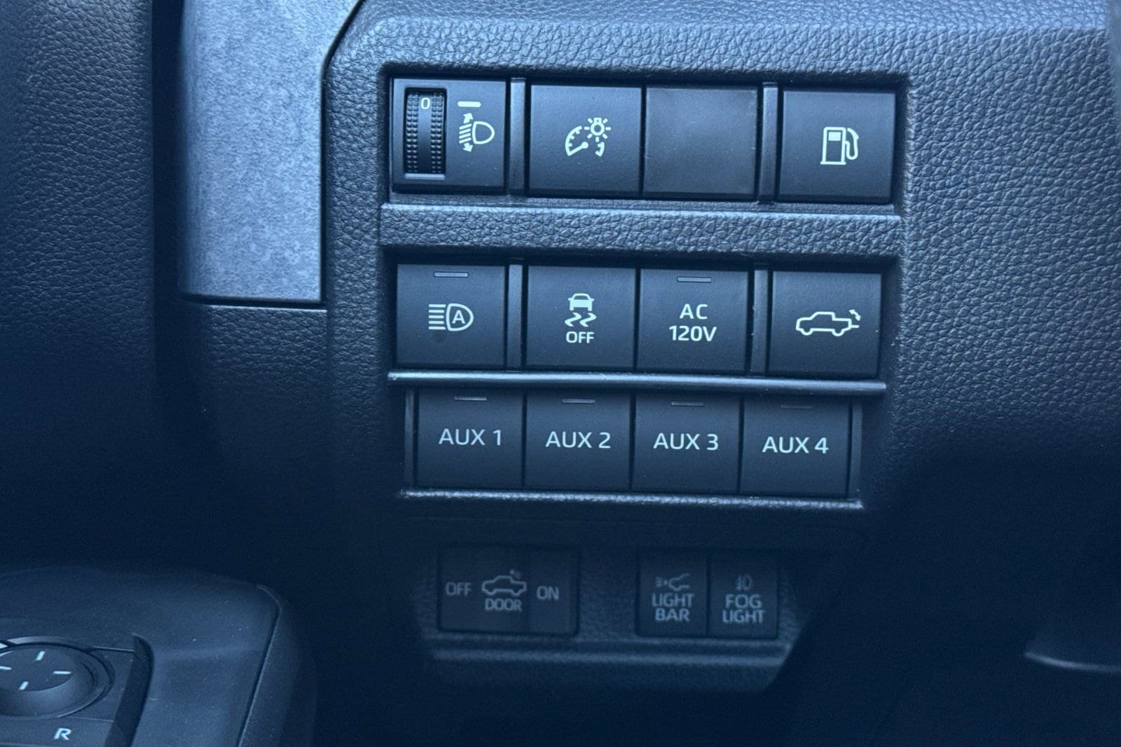 2026 Toyota Tacoma Trailhunter - Photo 28