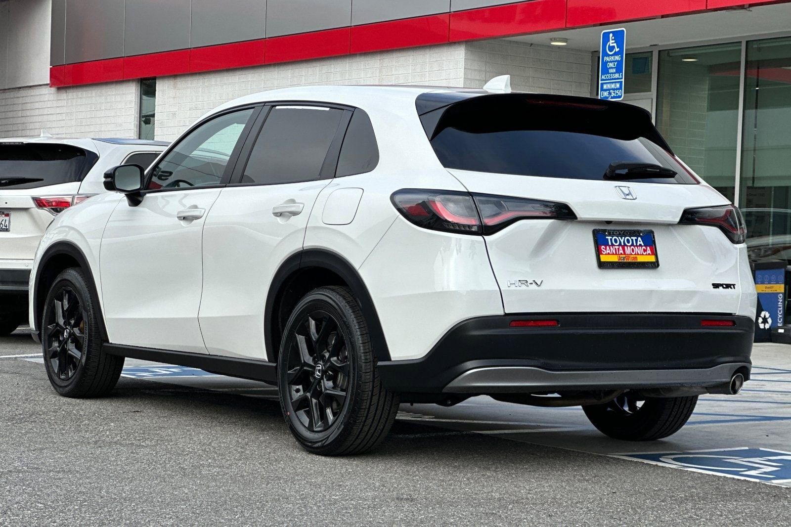 2025 Honda HR-V Sport photo 5
