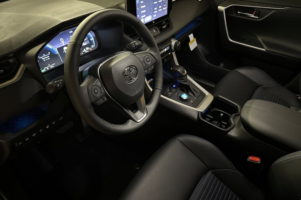 2025 Toyota RAV4 Hybrid XSE photo 9