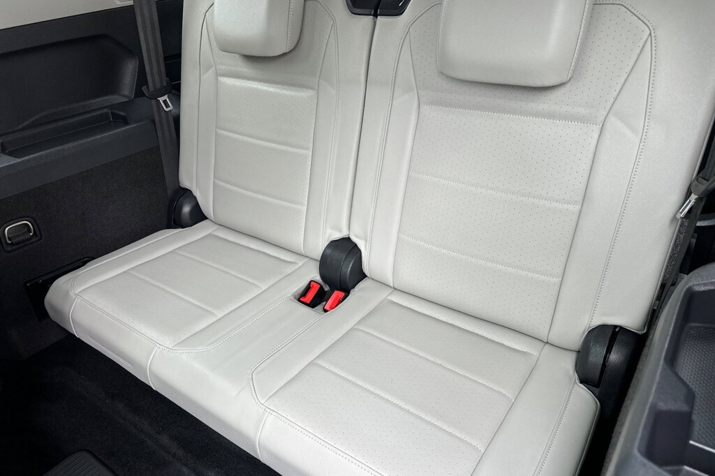 2021 Volkswagen Tiguan SE photo 13