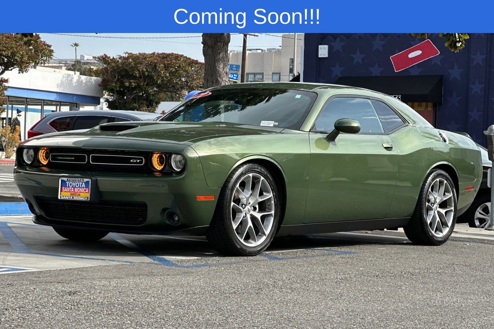 2022 Dodge Challenger GT photo 3