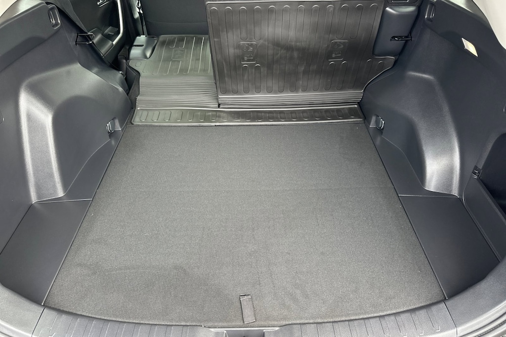 2022 Toyota RAV4 XLE photo 13