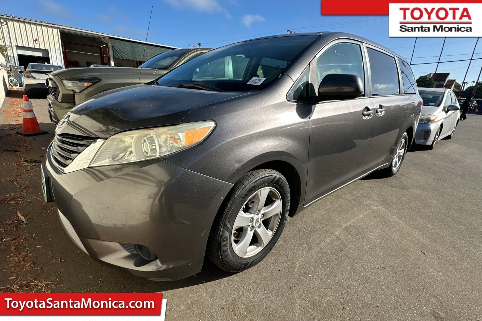 2012 Toyota Sienna LE