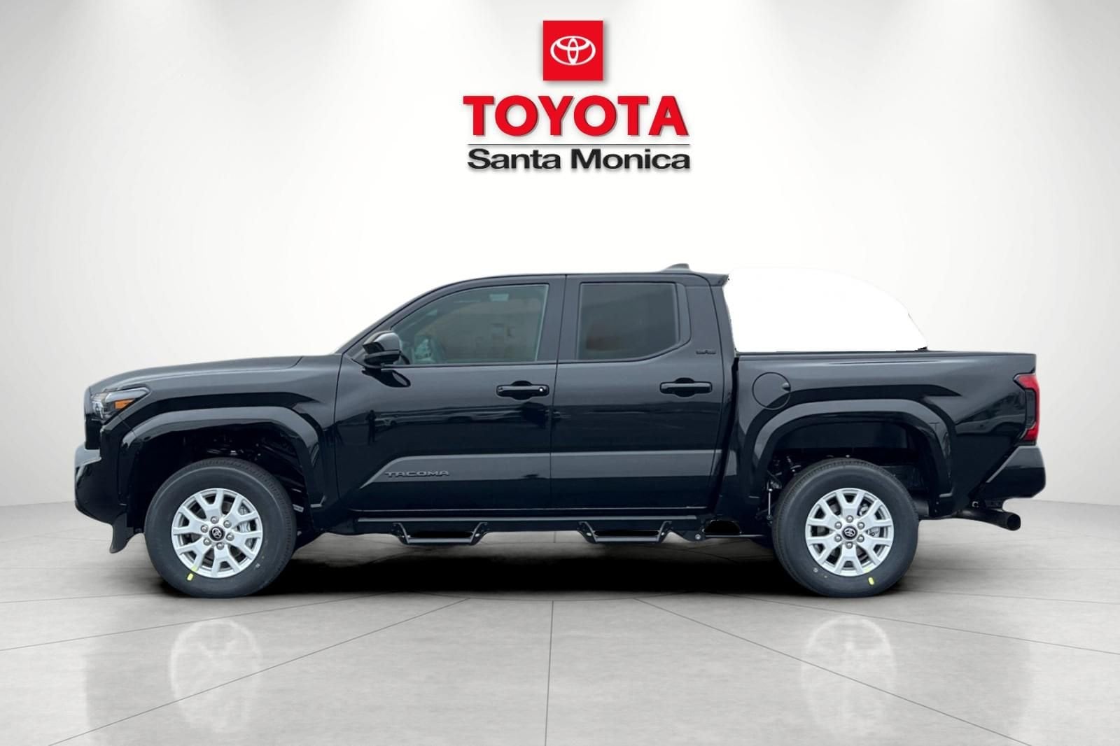 2026 Toyota Tacoma SR5 photo 3