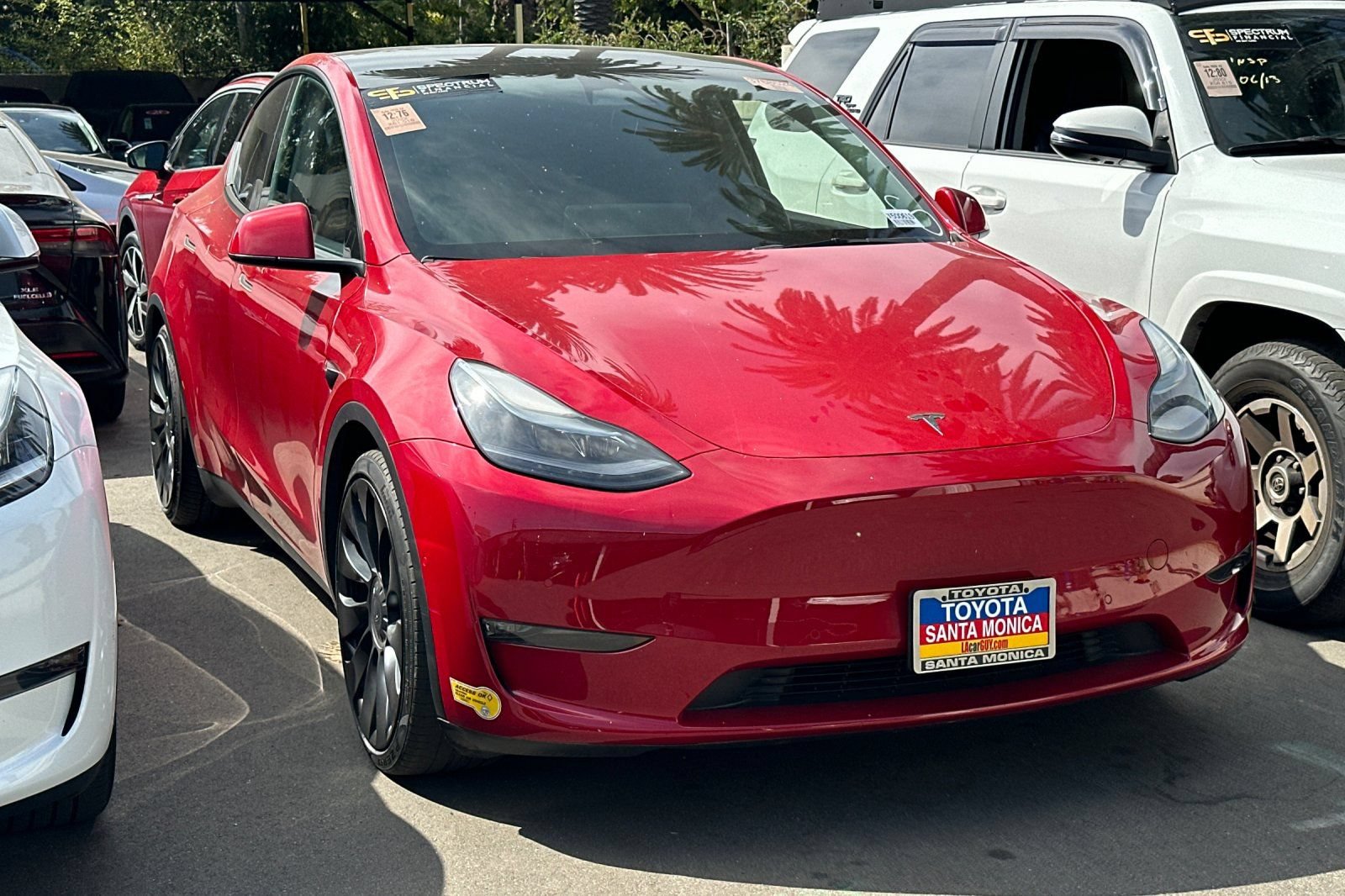 Used 2022 Tesla Model Y Performance with VIN 7SAYGDEF3NF500619 for sale in Santa Monica, CA