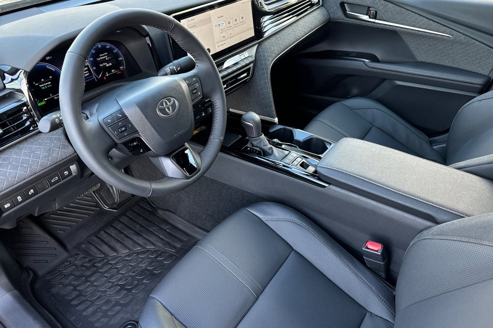 2026 Toyota Camry XSE AWD photo 3