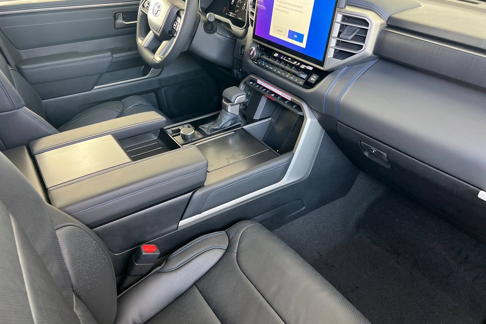 2026 Toyota Sequoia Platinum - Photo 18