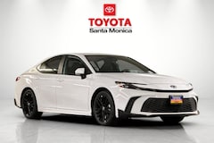 2025 Toyota Camry SE Sedan