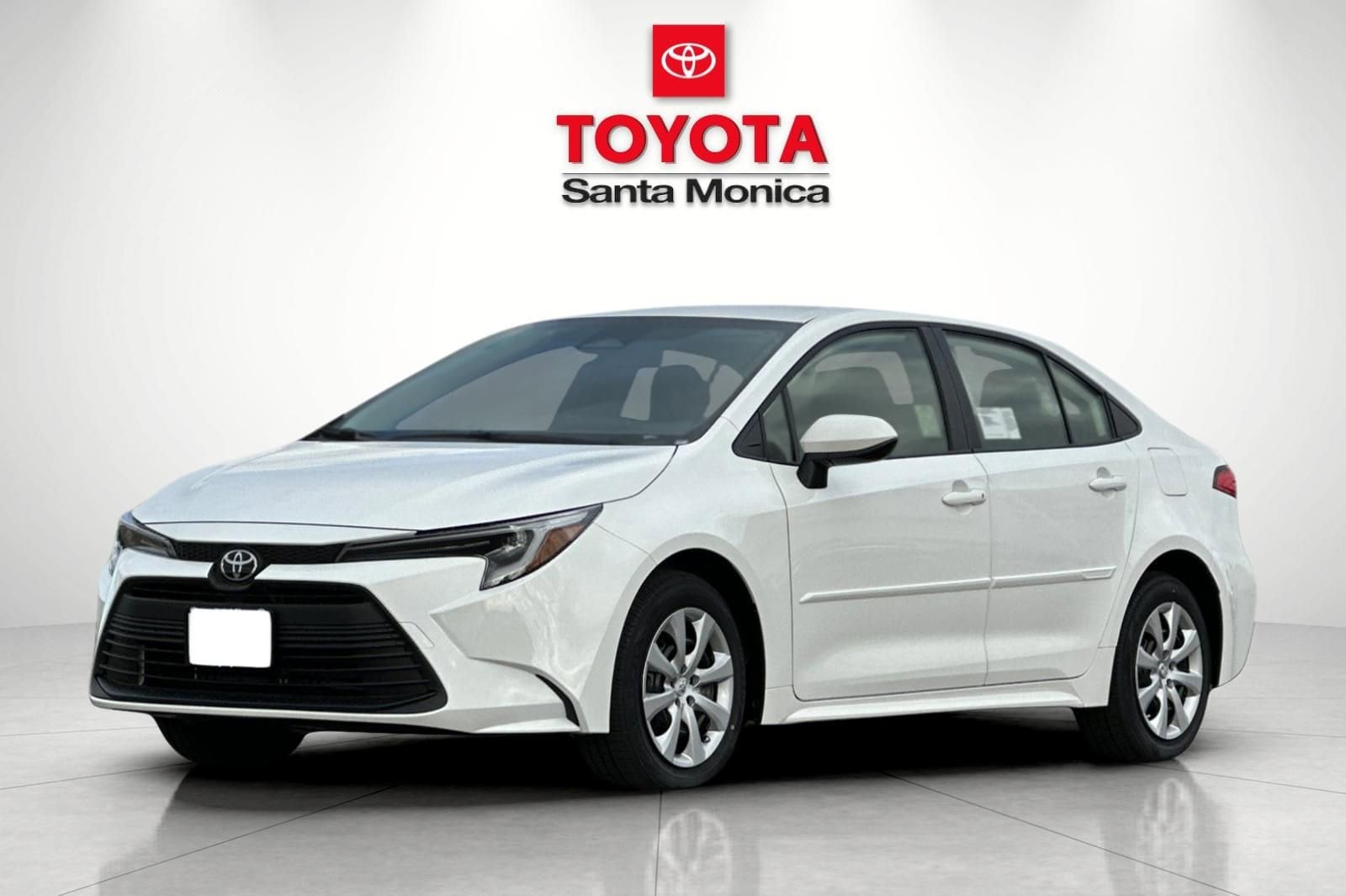 2026 Toyota Corolla Hybrid LE photo 5