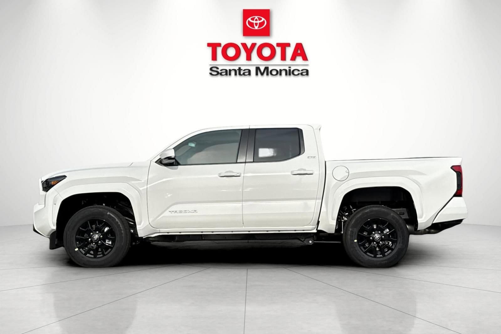 2026 Toyota Tacoma SR5 photo 3