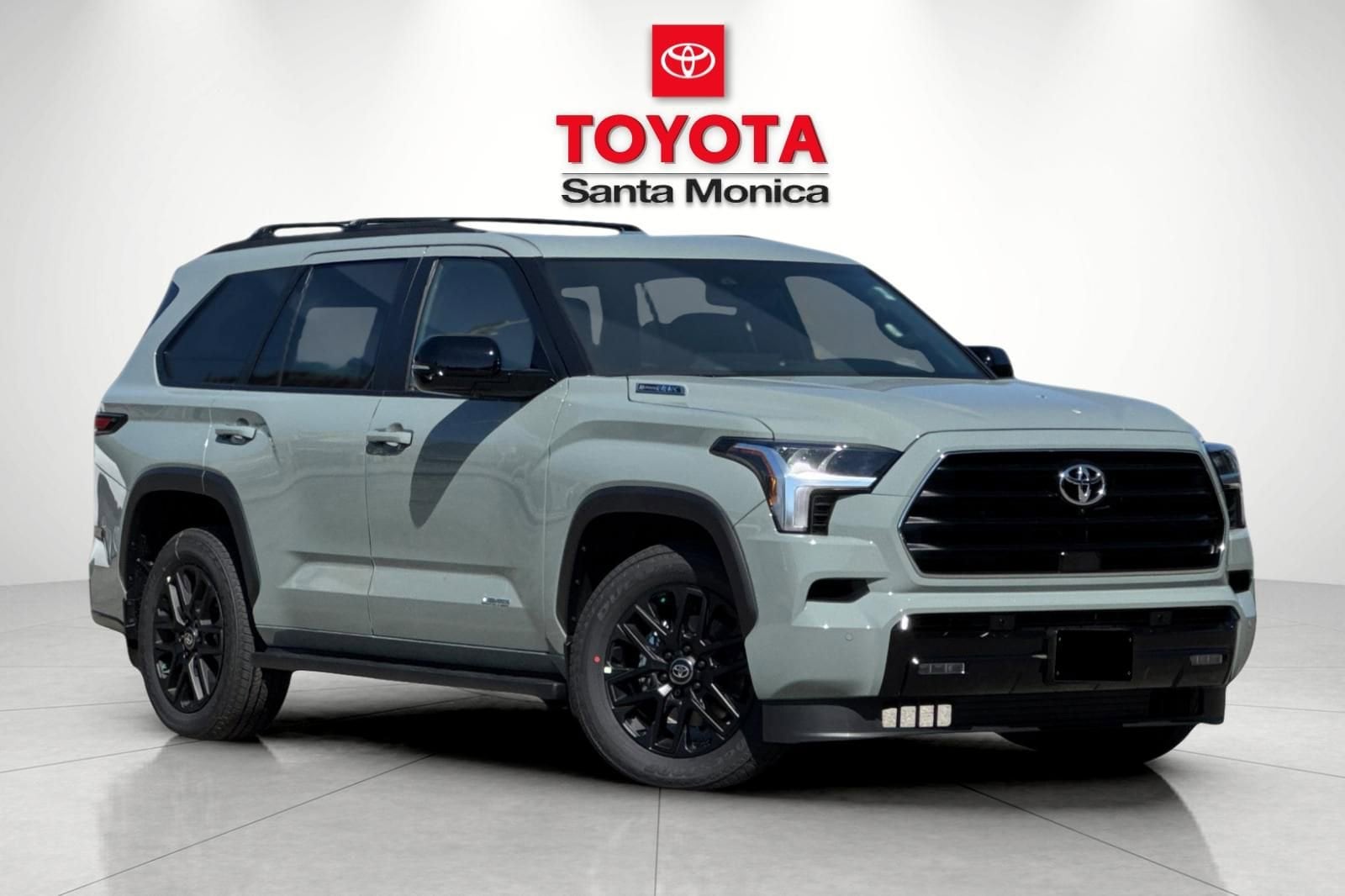2026 Toyota Sequoia Limited 4WD i-FORCE MAX Hybrid's photo