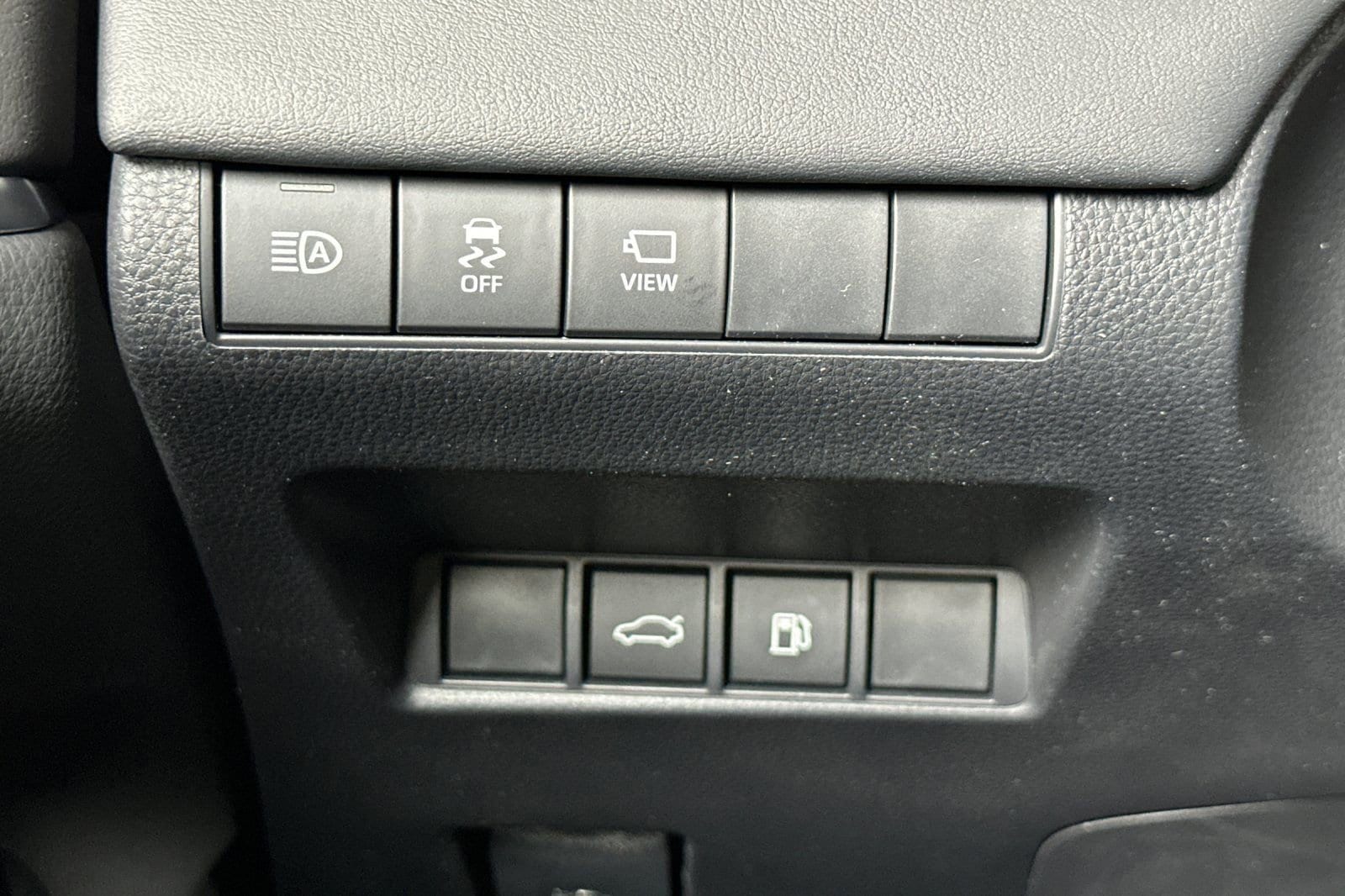 2025 Toyota Mirai XLE - Photo 30