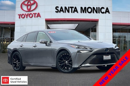 2022 Toyota Mirai XLE Sedan