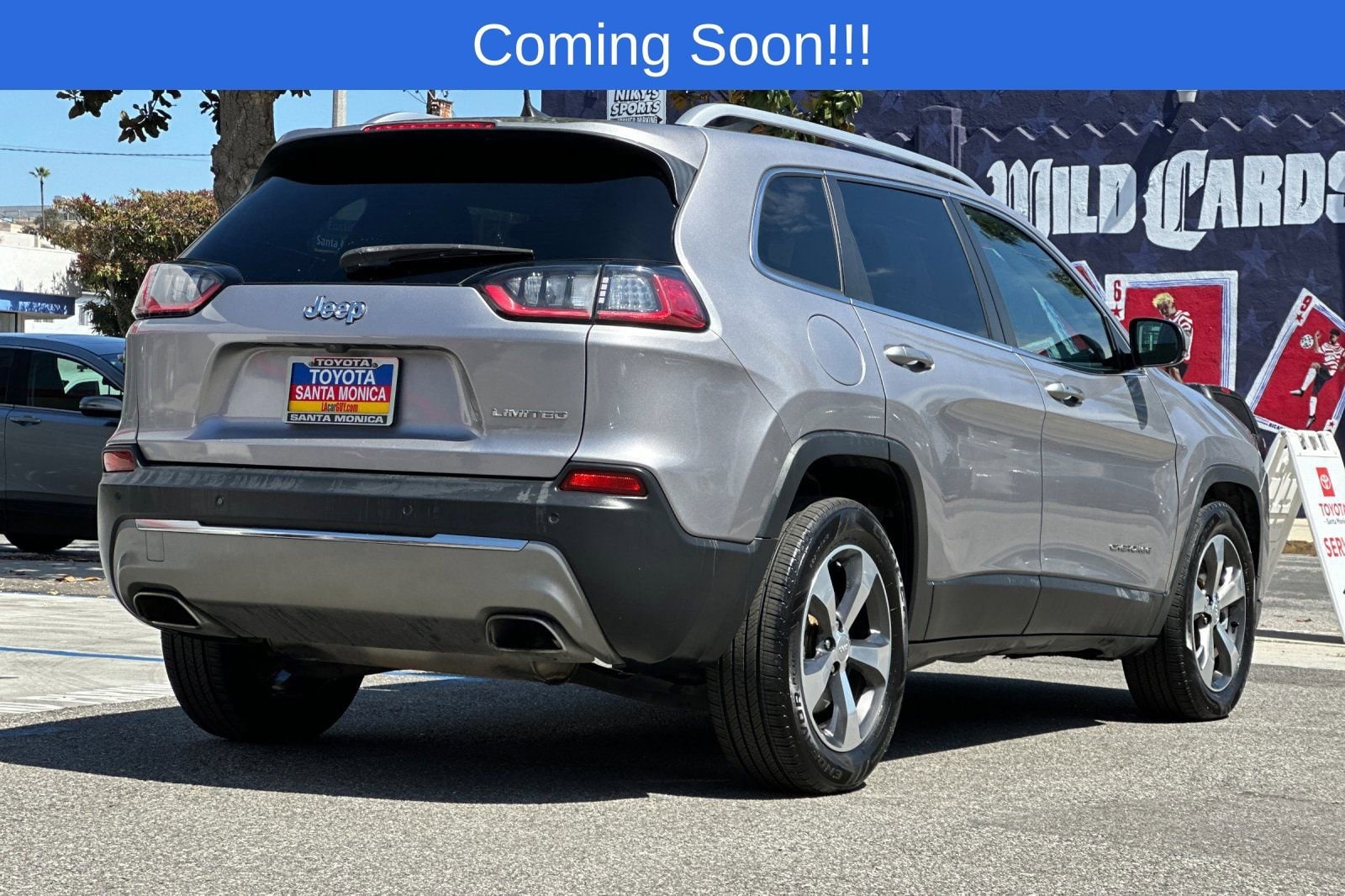 2019 Jeep Cherokee Limited photo 2