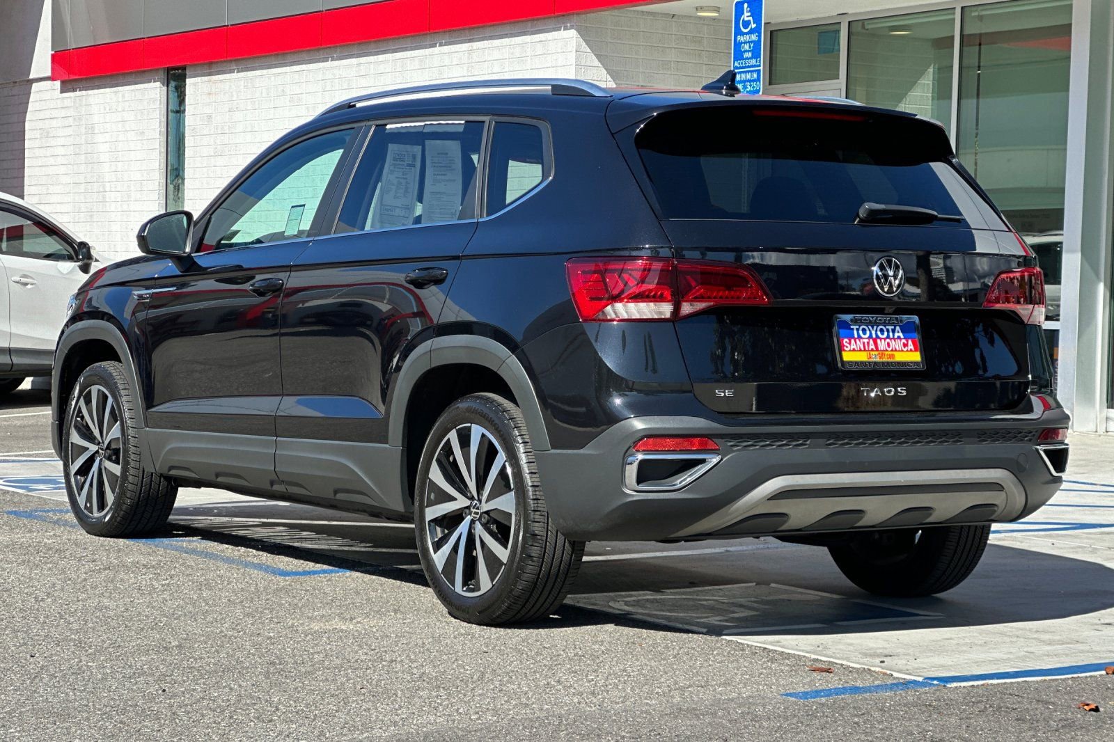 2022 Volkswagen Taos 1.5T SE photo 5