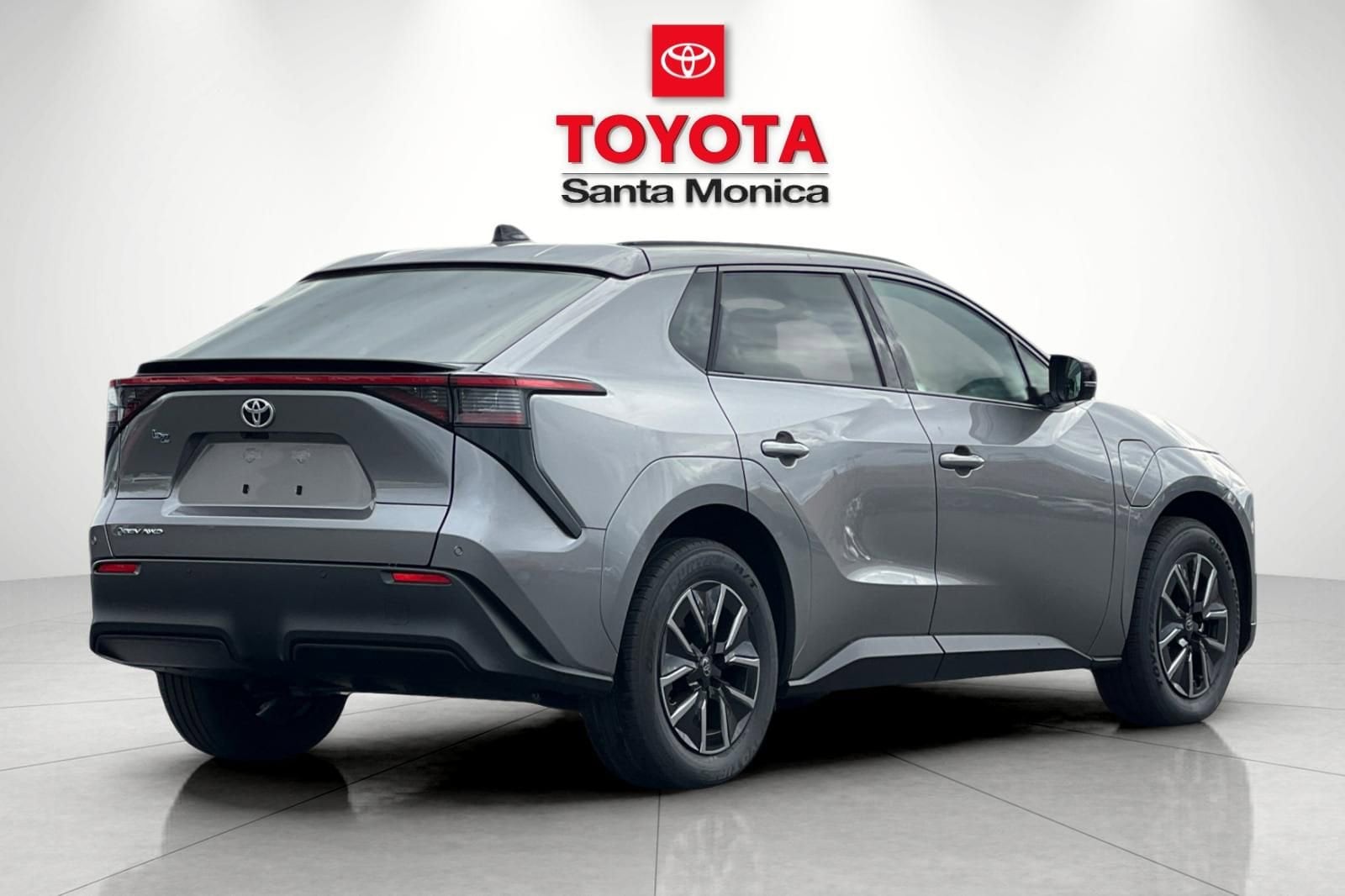 2026 Toyota bZ XLE photo 2