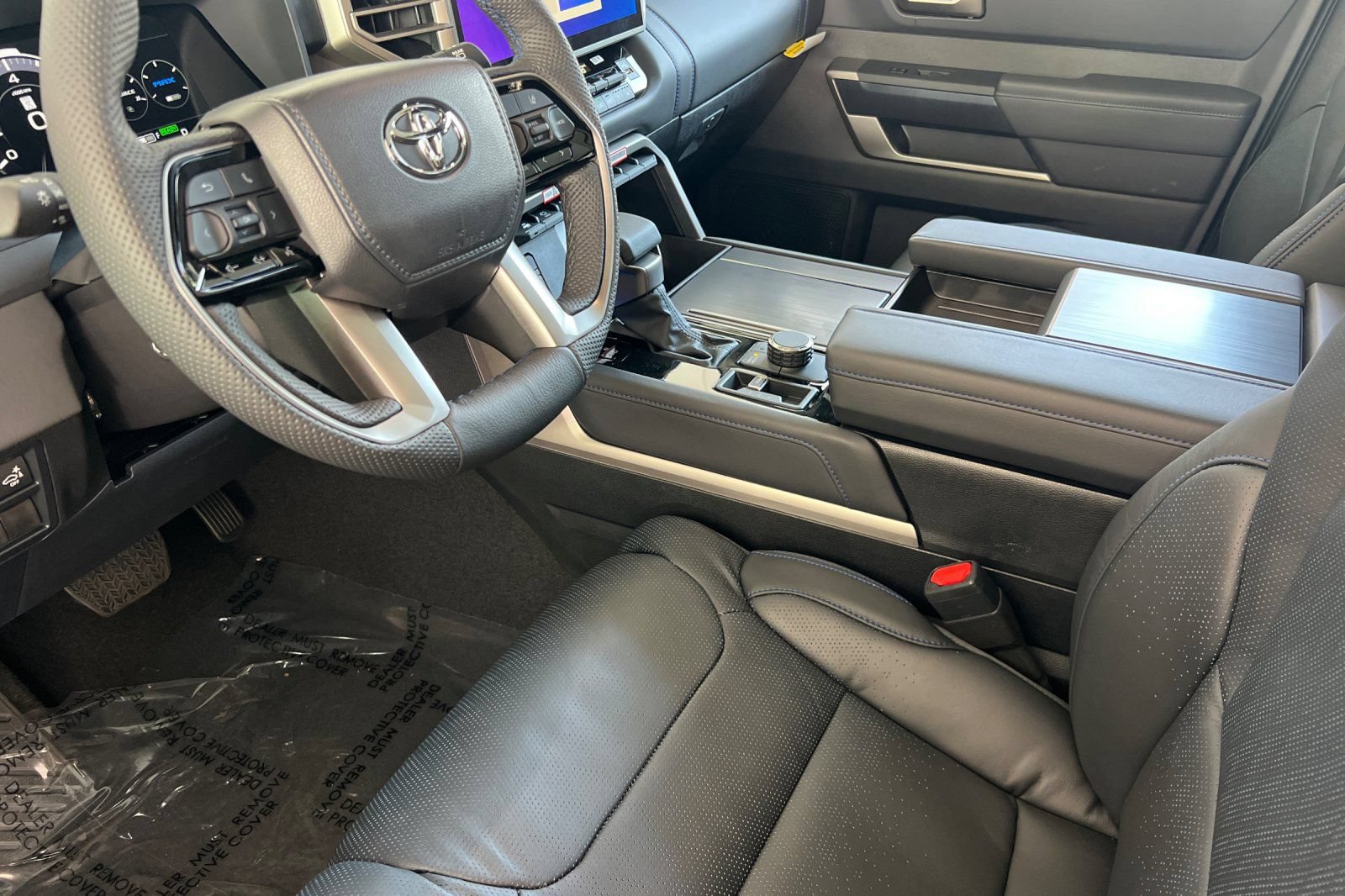 2026 Toyota Sequoia Platinum - Photo 9