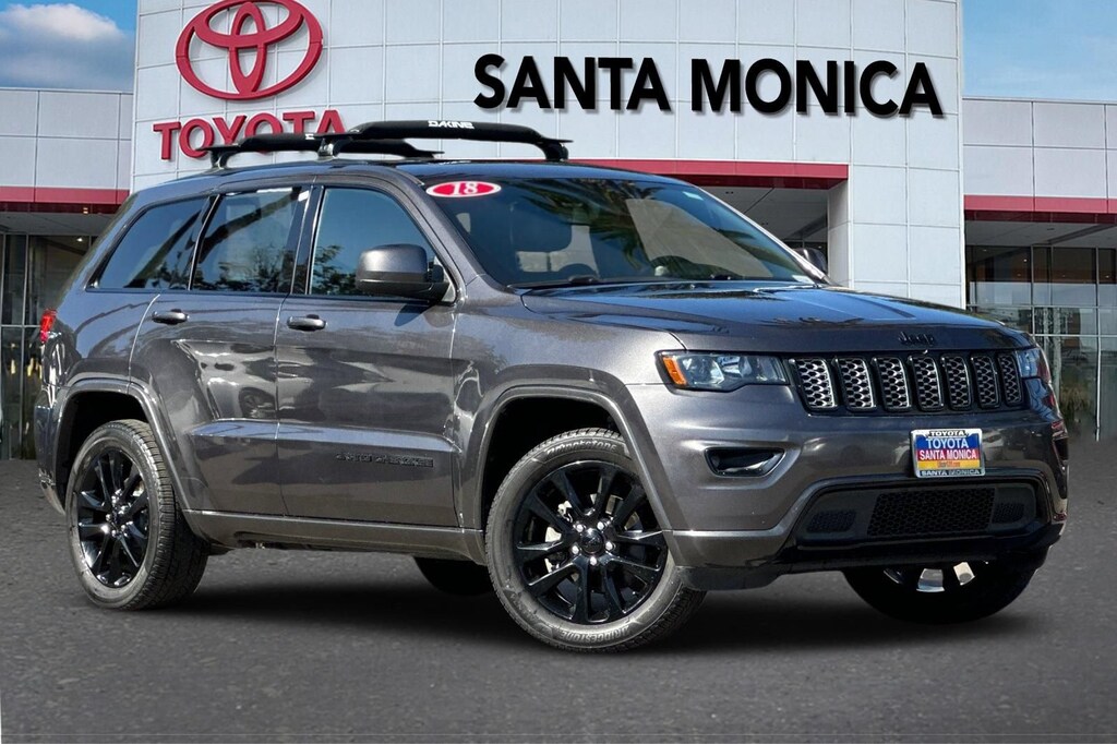 Used 2018 Jeep Grand Cherokee Altitude SUV