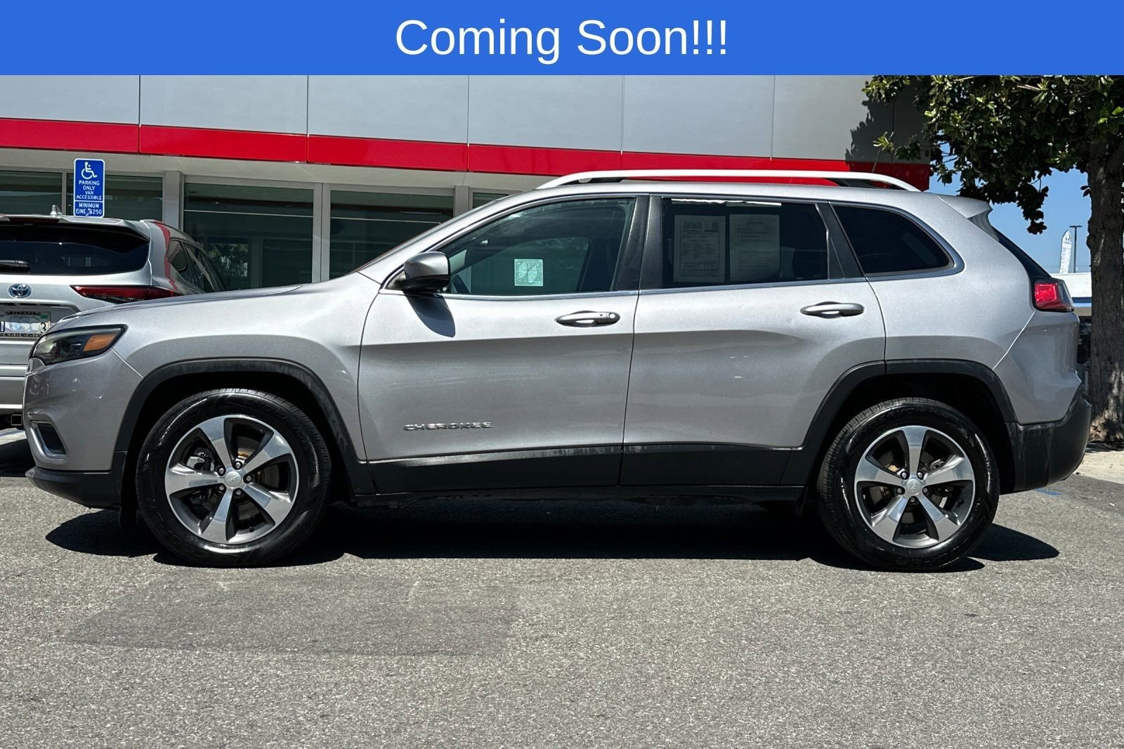 2019 Jeep Cherokee Limited photo 5