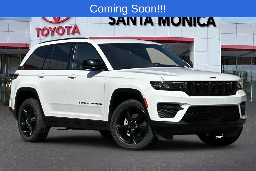 Used 2022 Jeep Grand Cherokee Altitude SUV