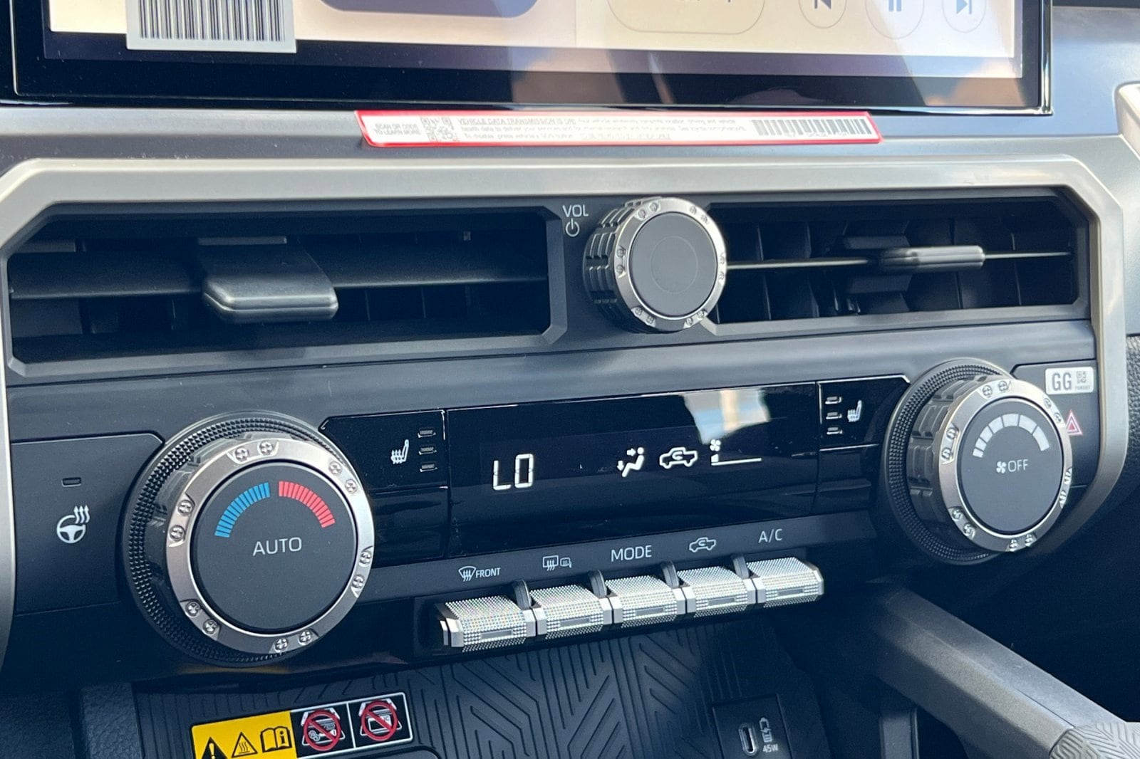 2025 Toyota Tacoma TRD Off Road - Photo 22