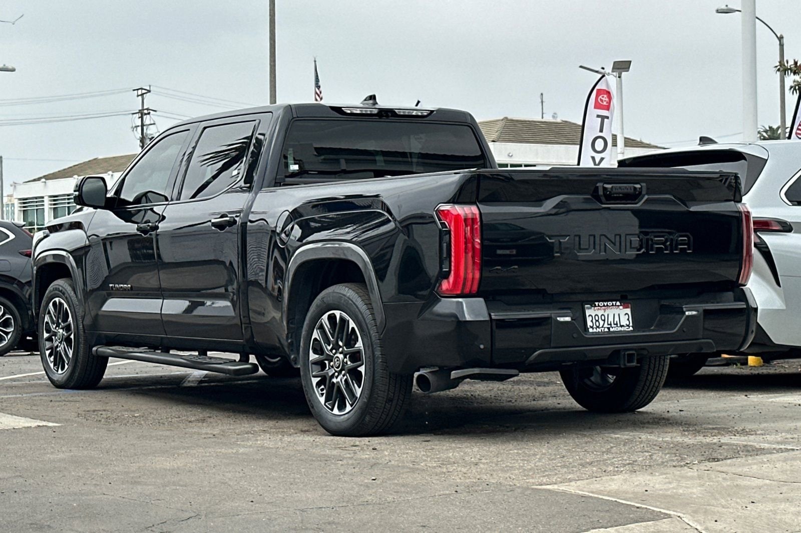 2022 Toyota Tundra Limited photo 5