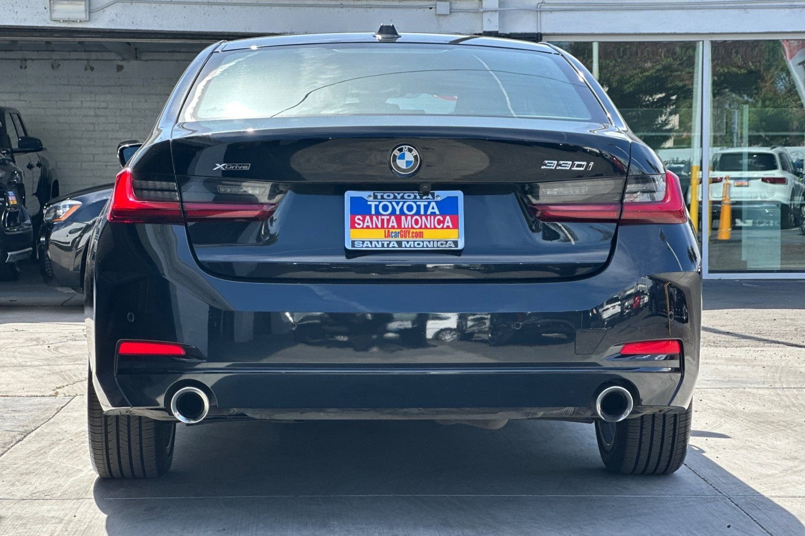 2023 BMW 330i 330i xDrive photo 4